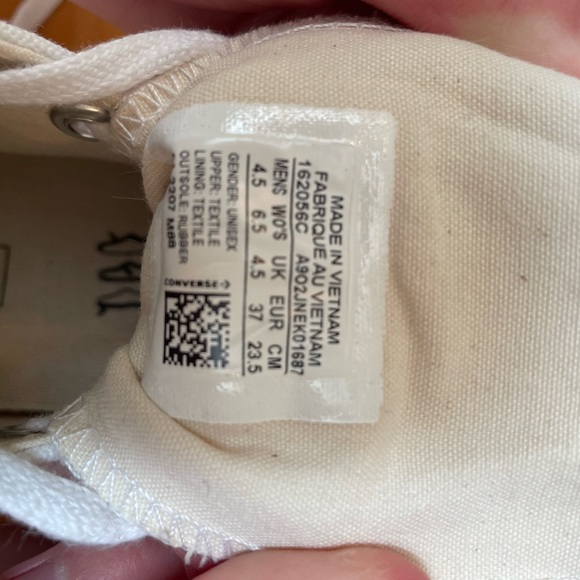 Converse Chuck 70 Vintage Canvas in white. EUC. Men’s 4.5/Women’s 6.5. See tag. - Picture 5 of 7